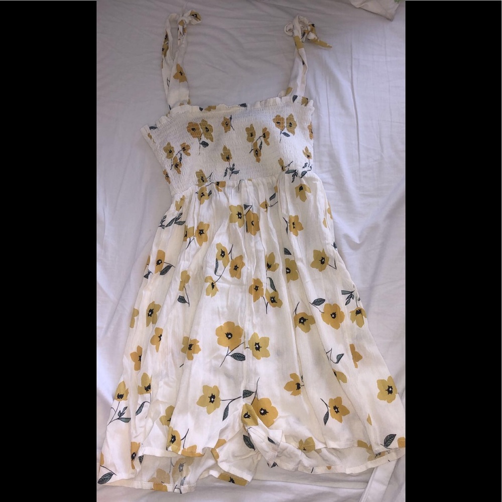 Billabong floral romper!